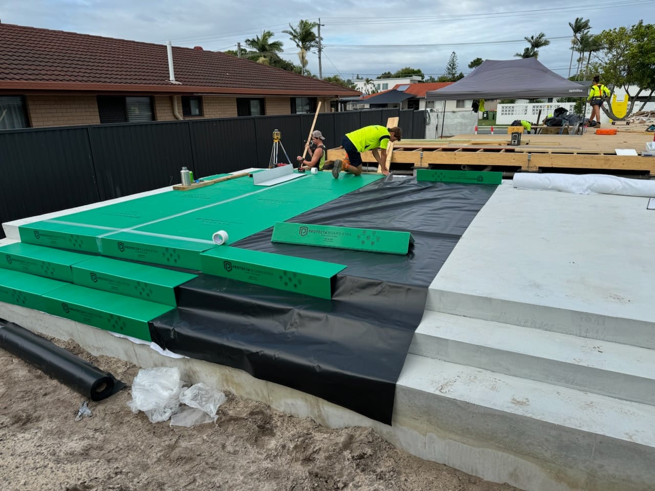 Protecta Tips: Multi-Layer Solution for Protecting Curing Concrete 