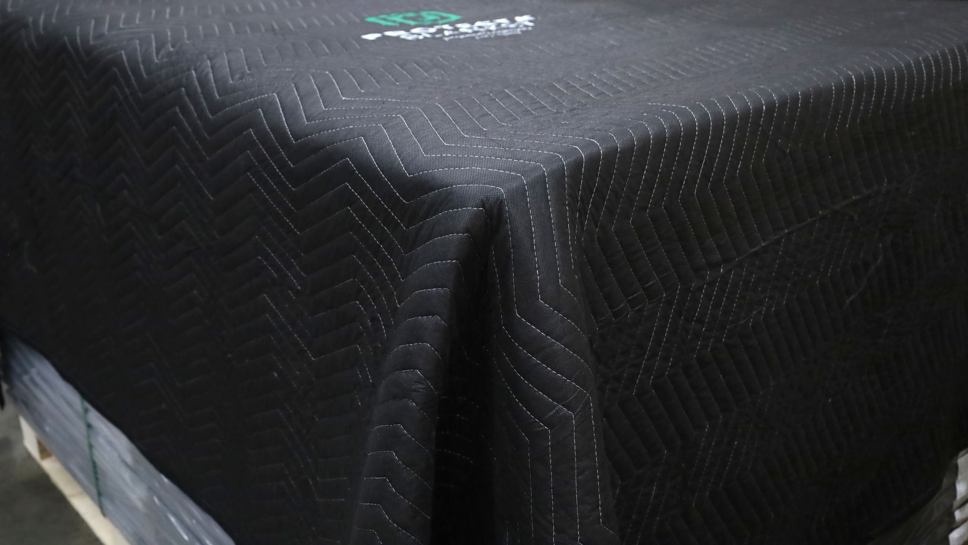 Protecta Blanket: Cushioned Care for Your Surfaces